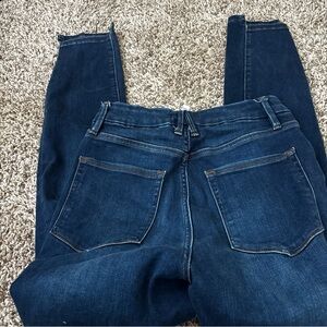 Good American high wait streachy Dark Blue Skinny Jeans 6/28